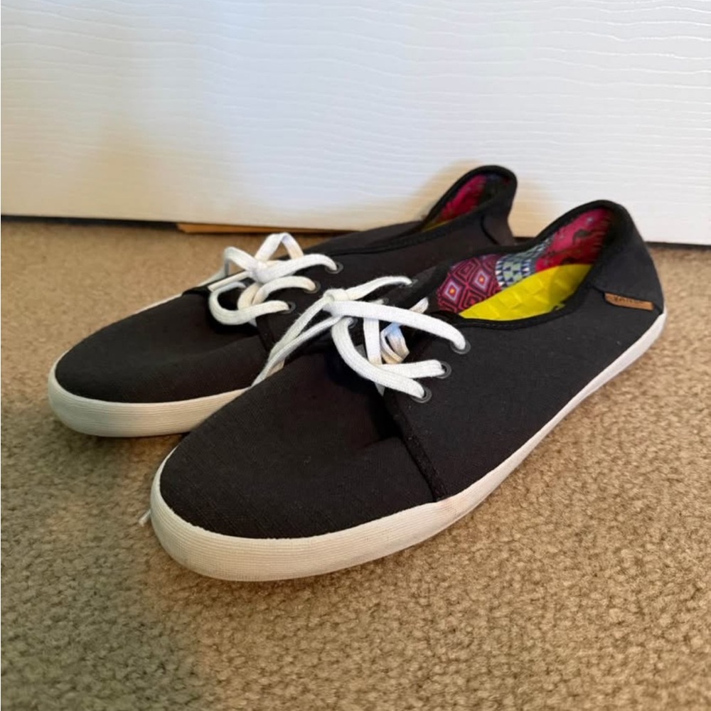 Size 8 Vans Boat Shoes